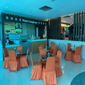 shop & dine