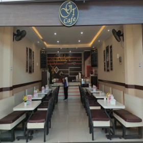 shop & dine
